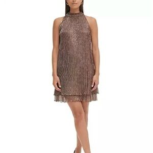 Vince Camuto Women's Metallic Crinkle Halter Float Dress